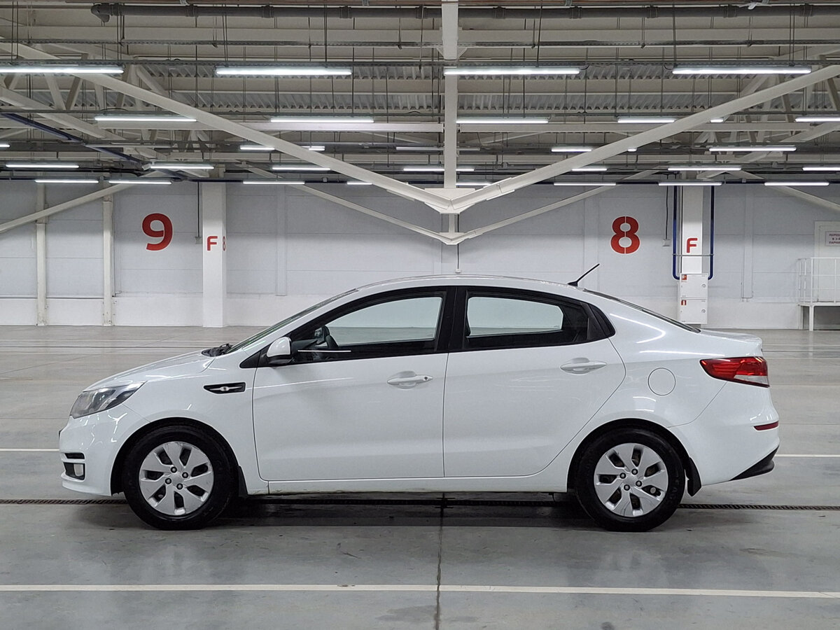Kia Rio III Рестайлинг, 2015 Фото №8