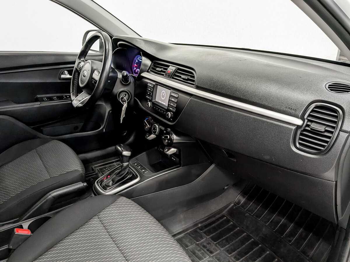 Kia Rio X-Line, 2020 Фото №11