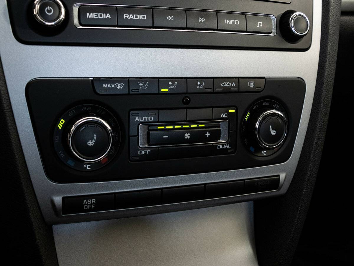 Skoda Octavia, 2012 Фото №11