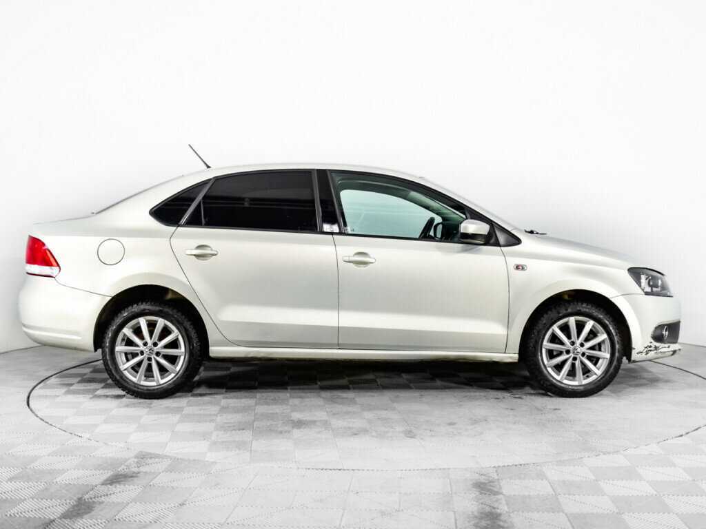 Volkswagen Polo, 2015 Фото №4