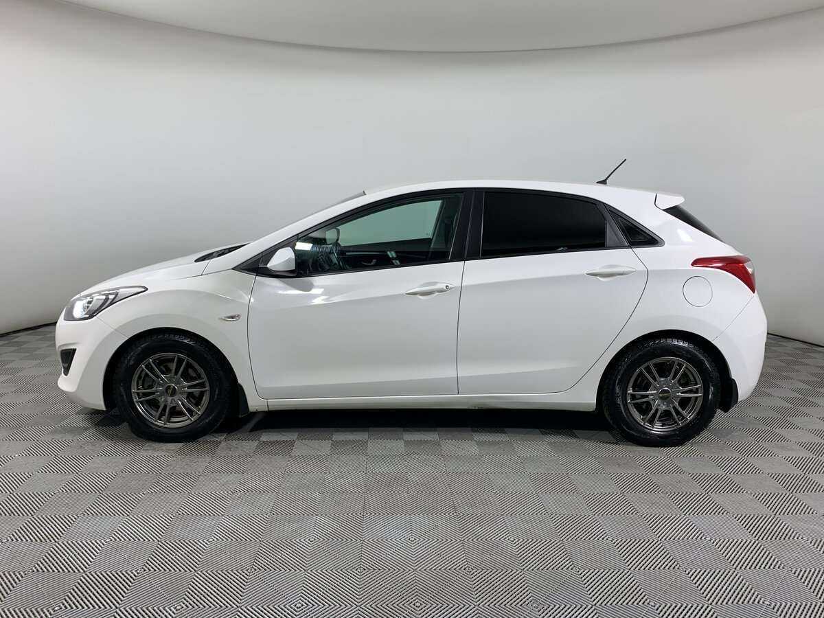 Hyundai i30, 2012 Фото №8