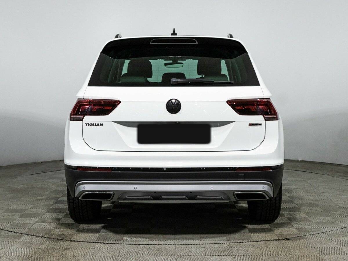 Volkswagen Tiguan, 2018 Фото №6