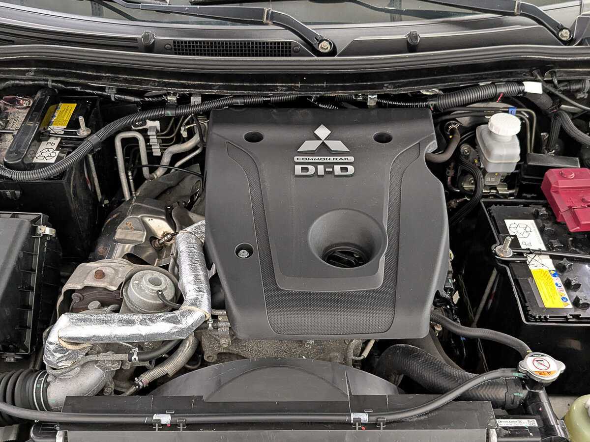 Mitsubishi Pajero Sport, 2020 Фото №9