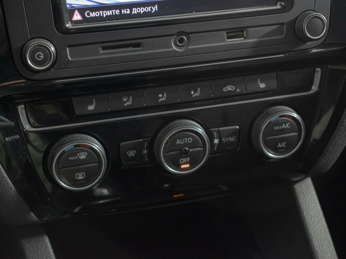 Volkswagen Jetta VI Рестайлинг, 2018 Фото №15