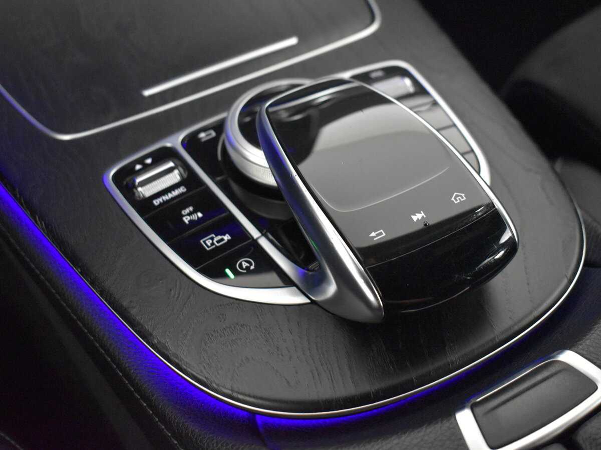 Mercedes-Benz E-Класс 200, 2019 Фото №10