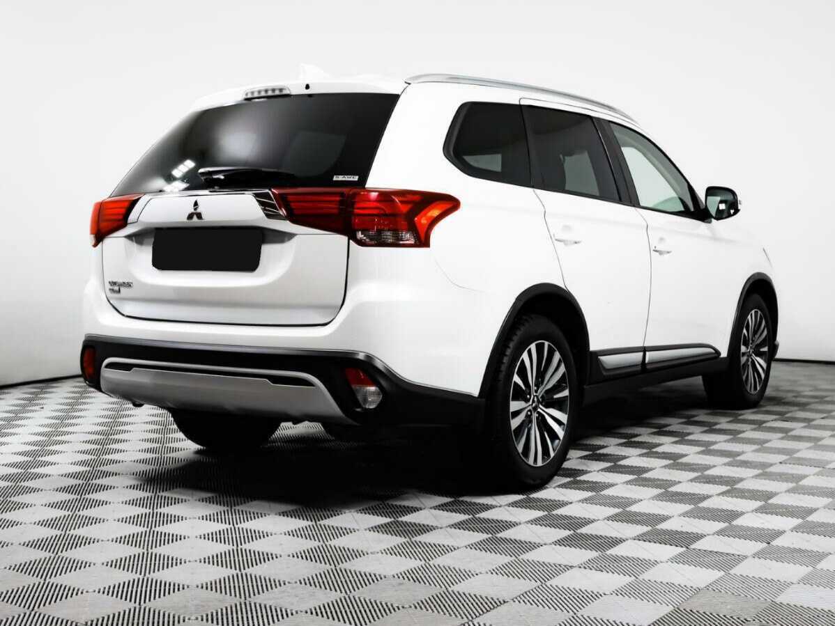 Mitsubishi Outlander, 2020 Фото №4