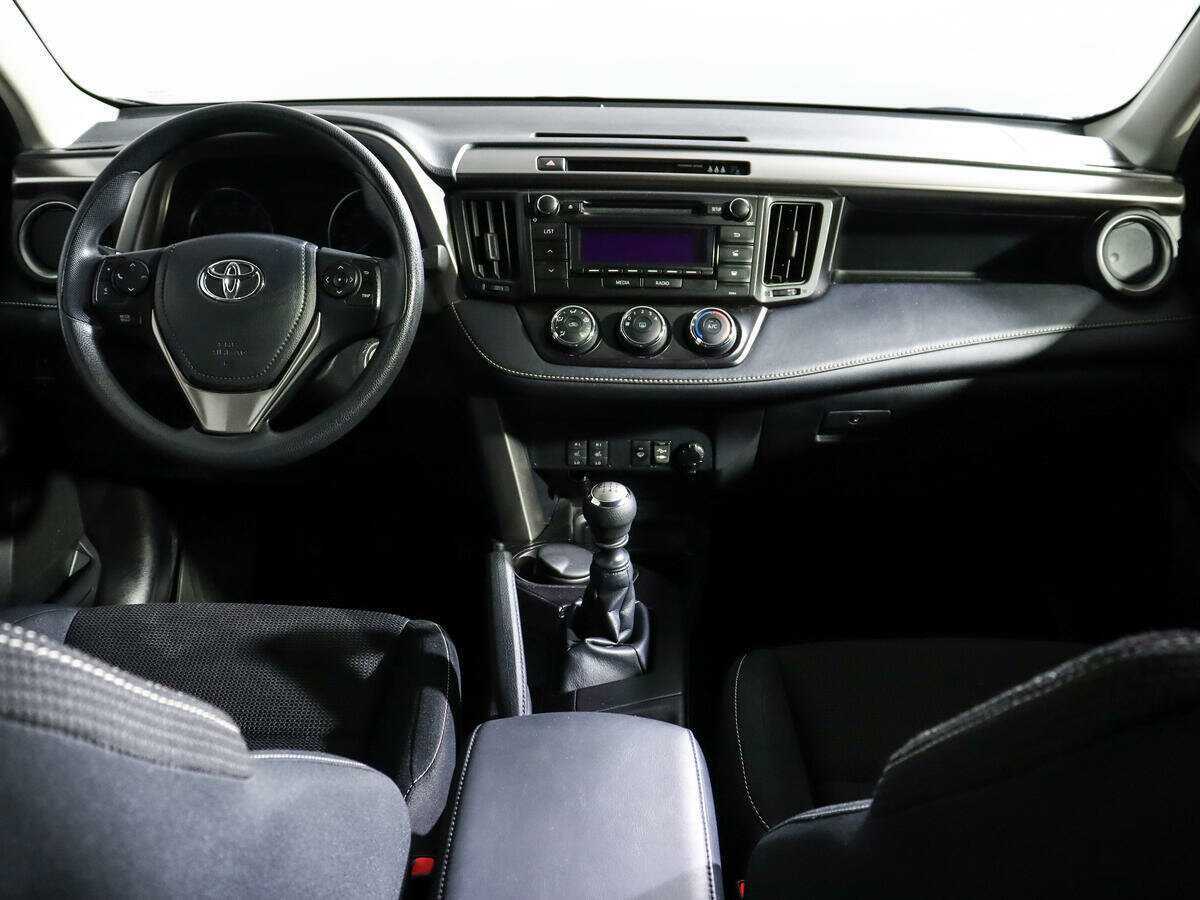 Toyota RAV4, 2018 Фото №12