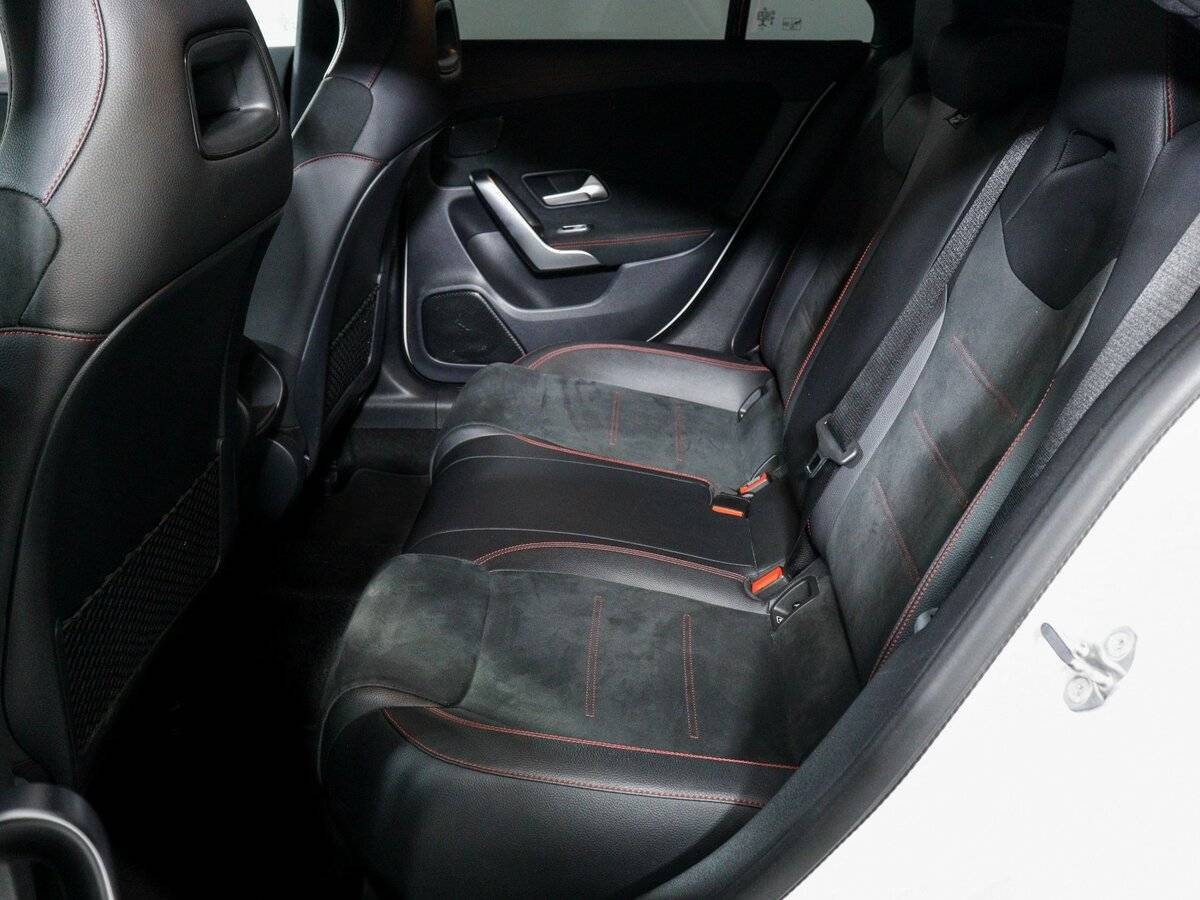 Mercedes-Benz CLA 200, 2021 Фото №6