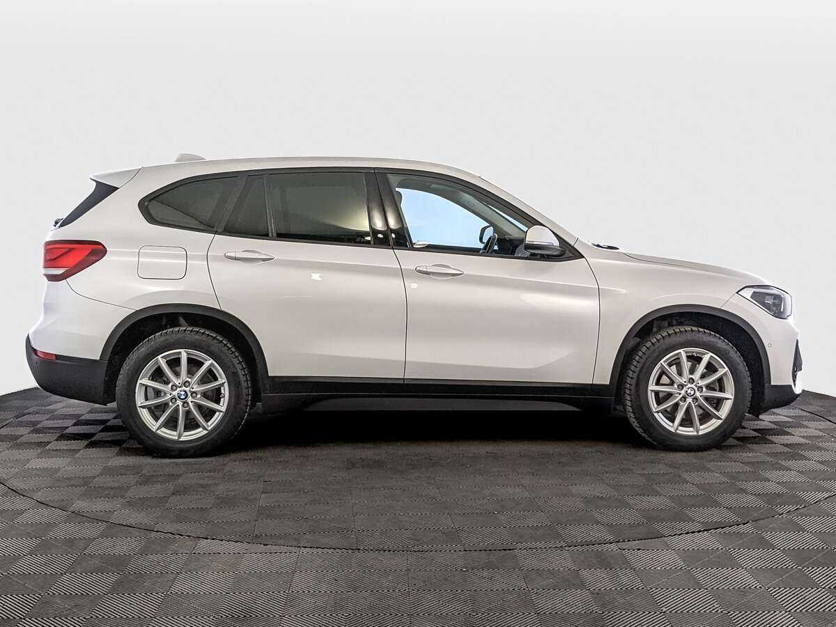 BMW X1 18d xDrive, 2019 Фото №4
