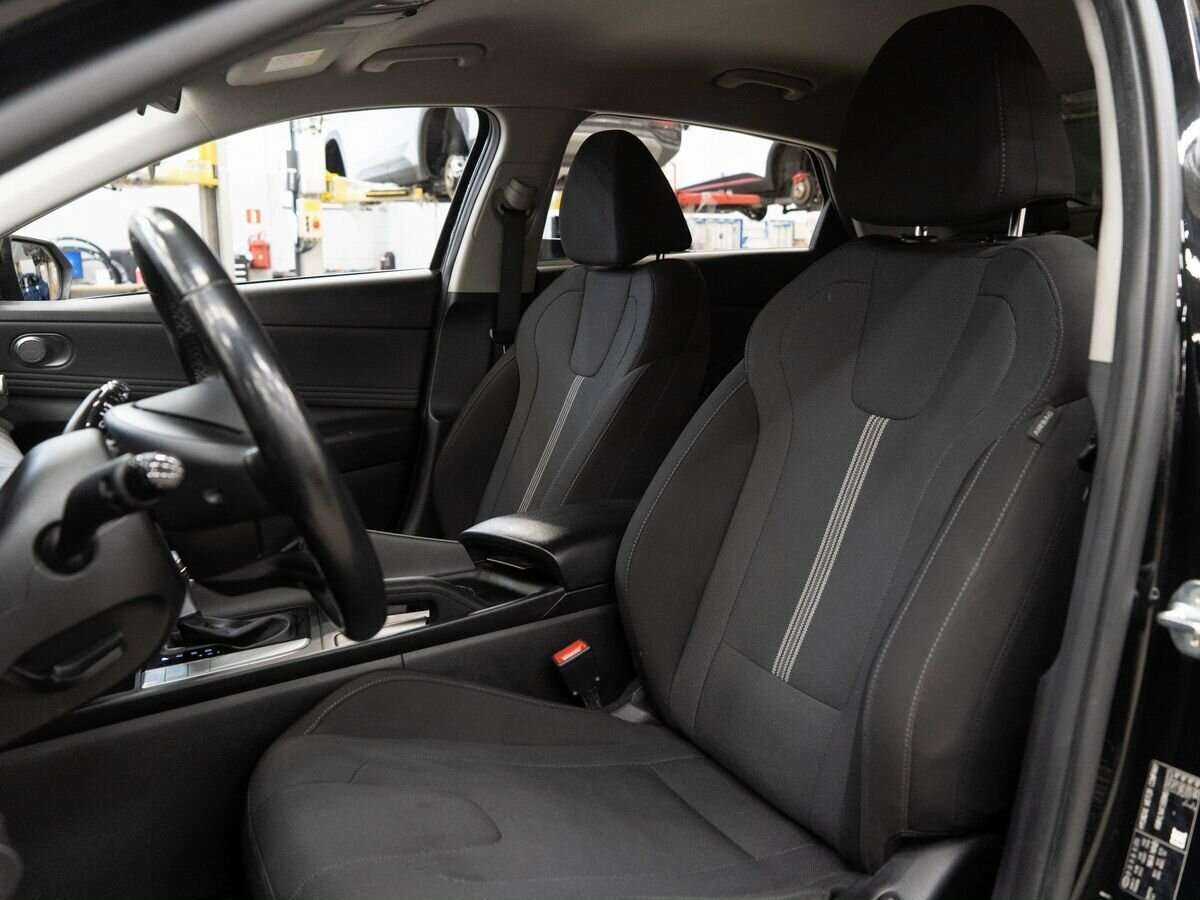 Hyundai Elantra, 2021 Фото №6