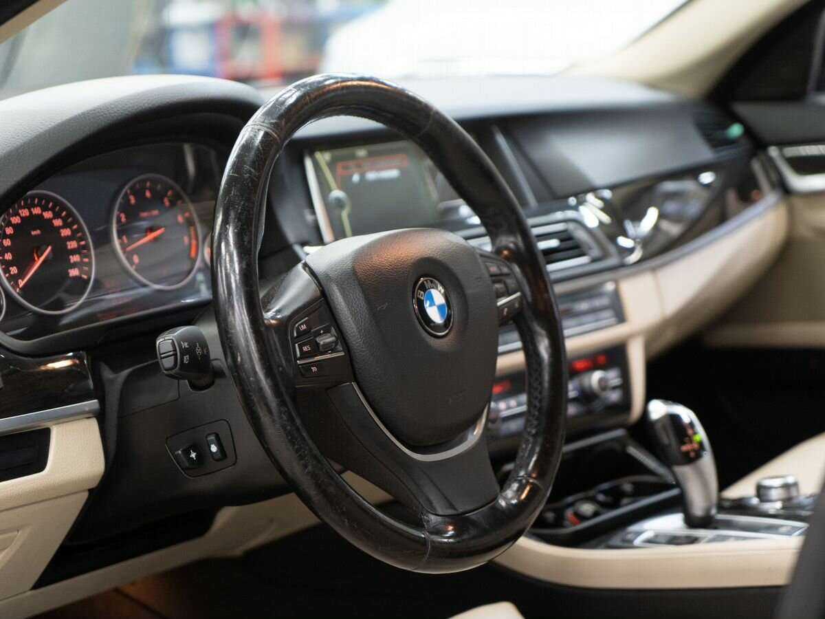 BMW 5 серии 535i xDrive, 2012 Фото №5