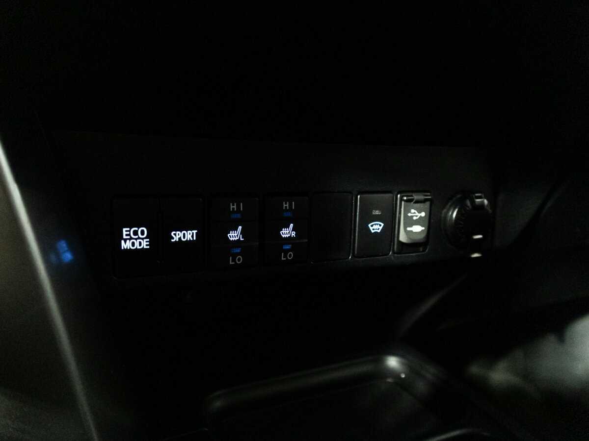 Toyota RAV4, 2015 Фото №18