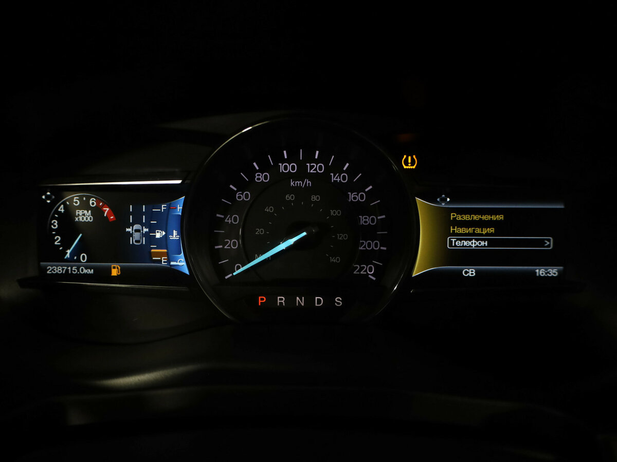 Ford Explorer V Рестайлинг, 2015 Фото №11