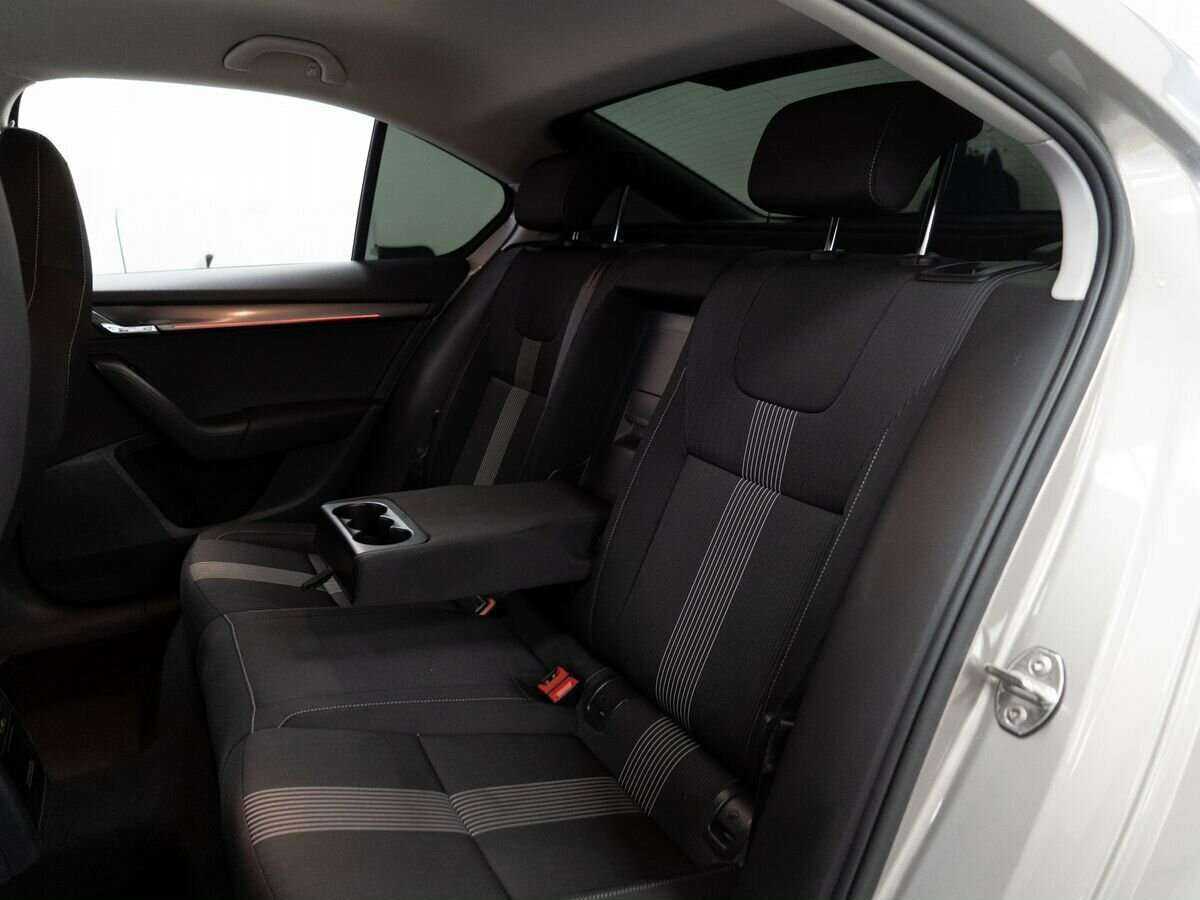 Skoda Octavia, 2018 Фото №7