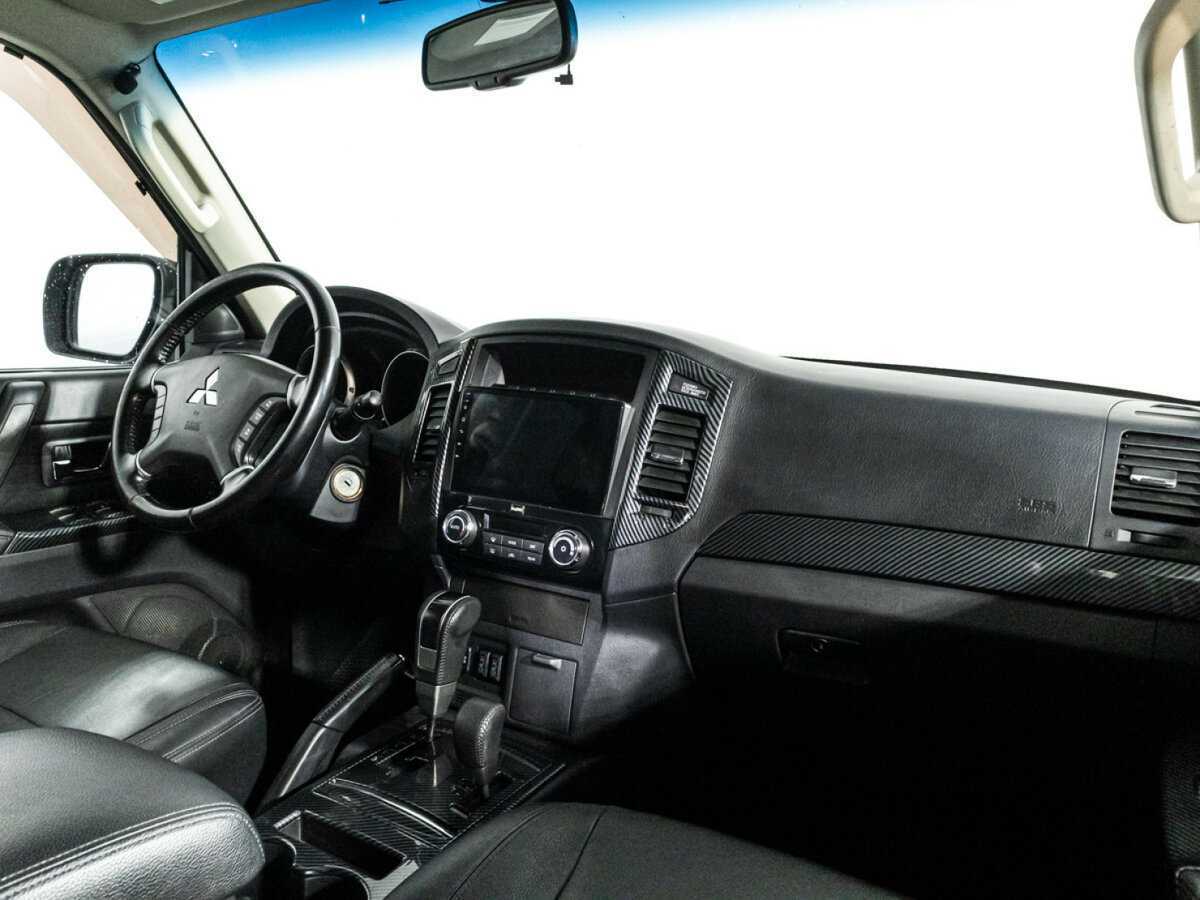 Mitsubishi Pajero, 2014 Фото №9