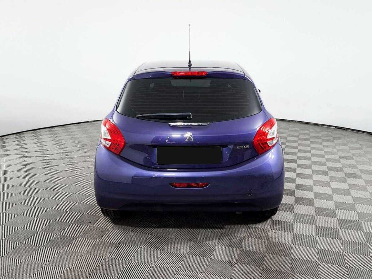 Peugeot 208, 2013 Фото №6