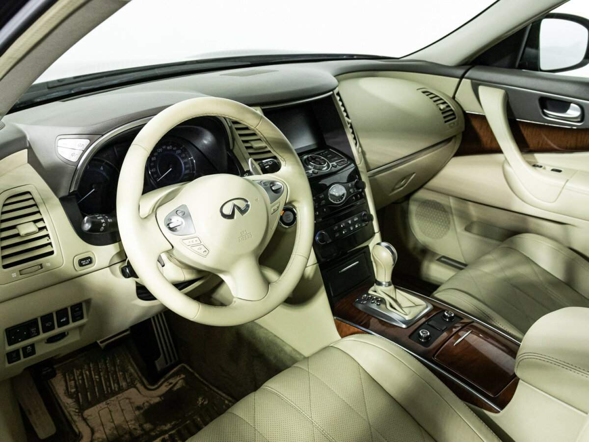 Infiniti FX30d, 2012 Фото №11