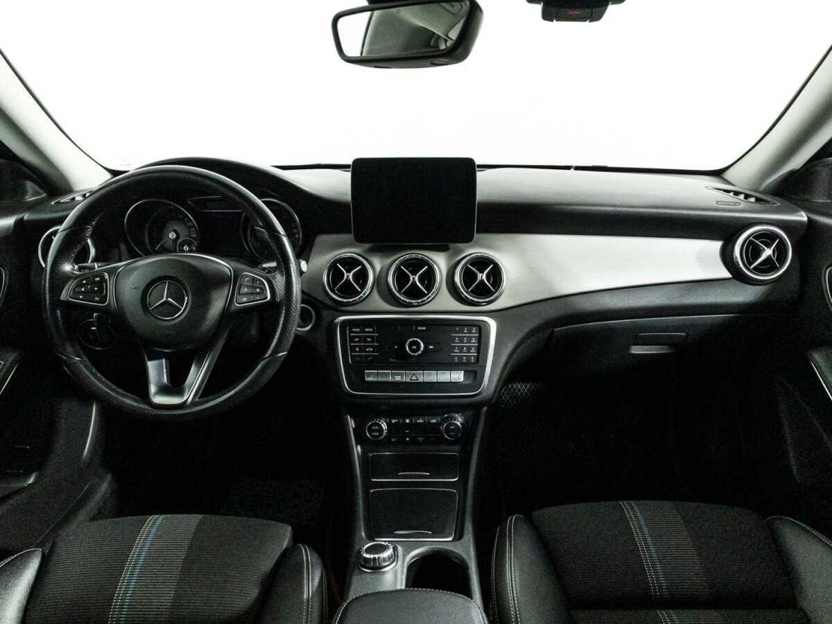 Mercedes-Benz CLA 200, 2018 Фото №13