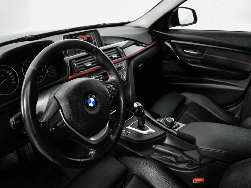 BMW 3 серии 320i xDrive, 2013 Фото №8