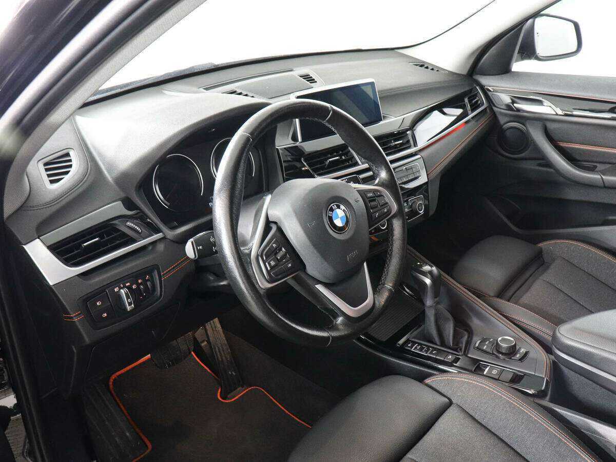 BMW X1 18d xDrive, 2020 Фото №8