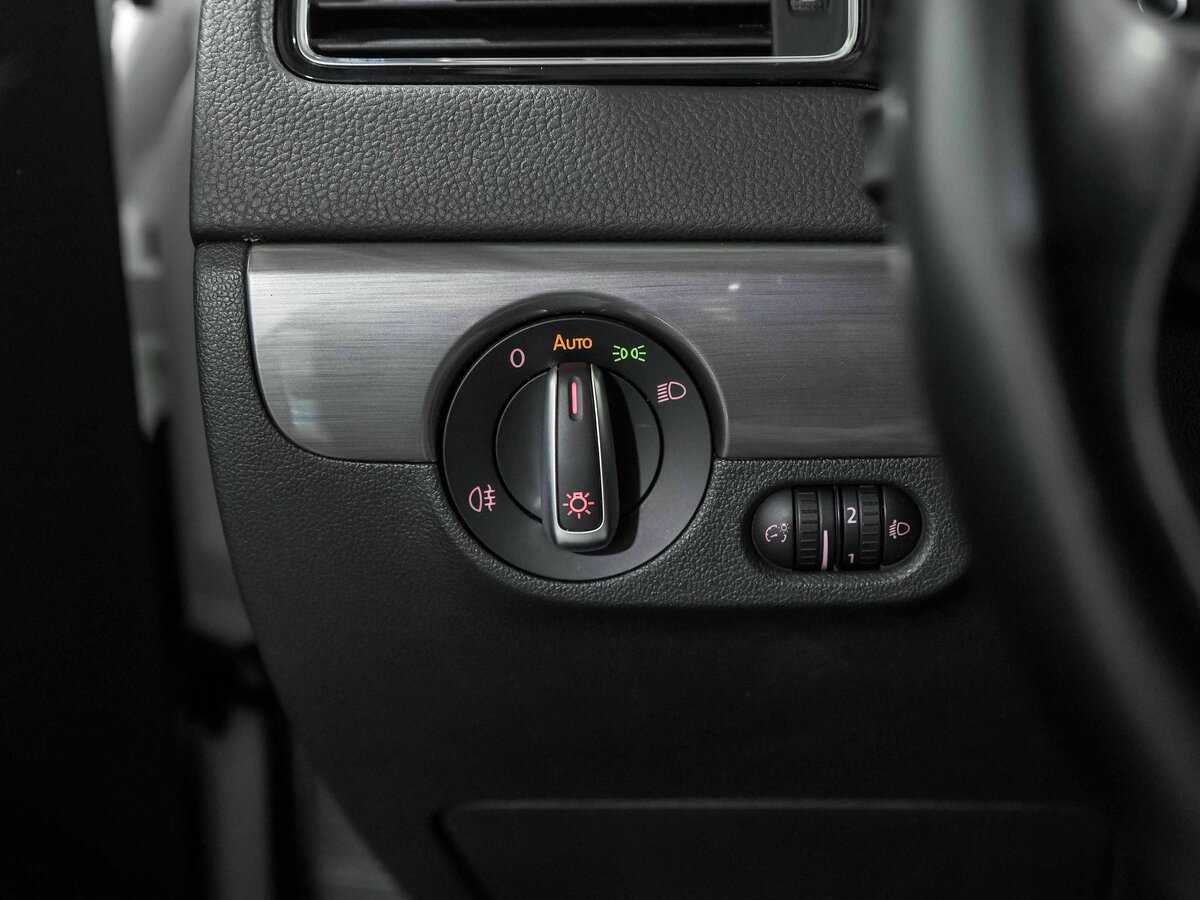 Volkswagen Jetta, 2016 Фото №12