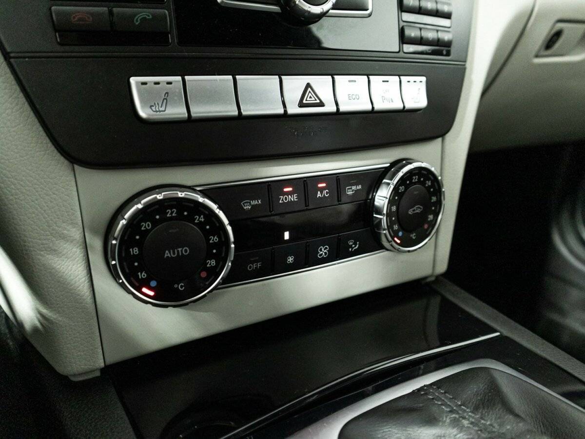 Mercedes-Benz C-Класс 180, 2012 Фото №16