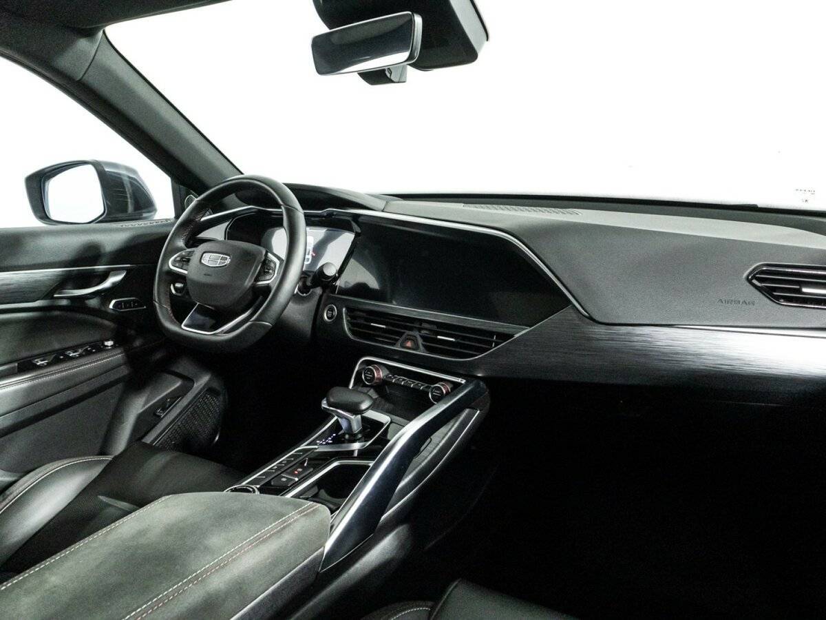 Geely Tugella, 2023 Фото №9