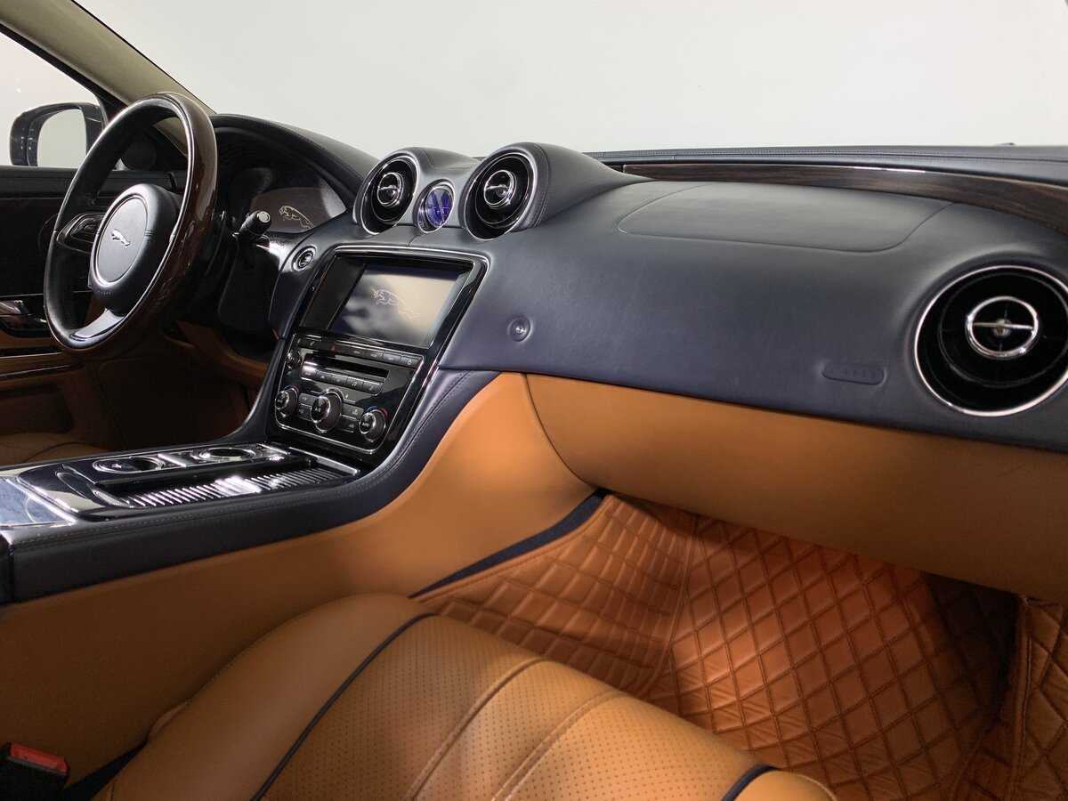Jaguar XJ, 2012 Фото №14