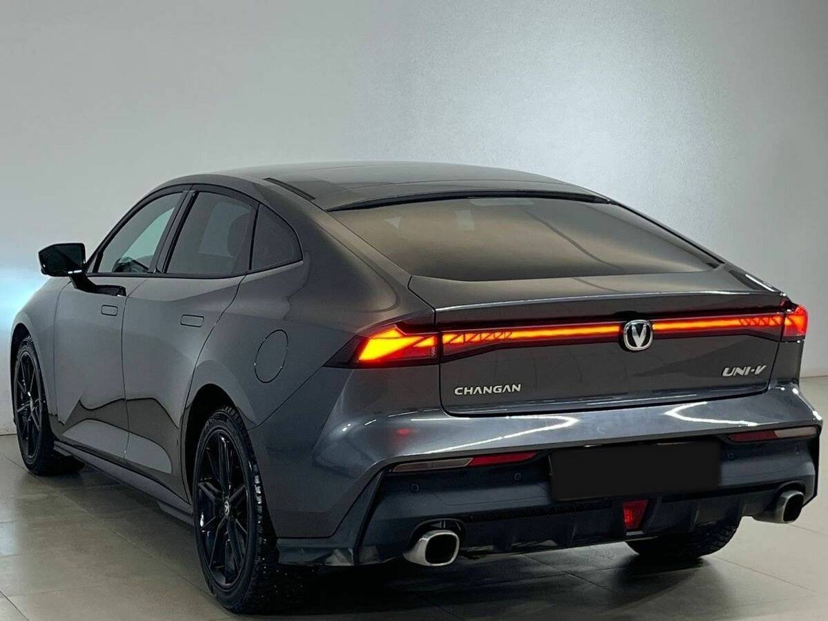 Changan UNI-V, 2023 Фото №5