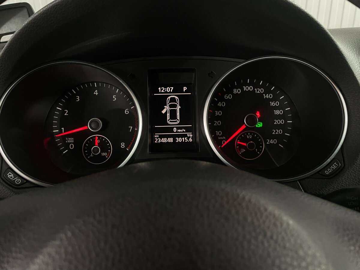 Volkswagen Golf, 2012 Фото №13