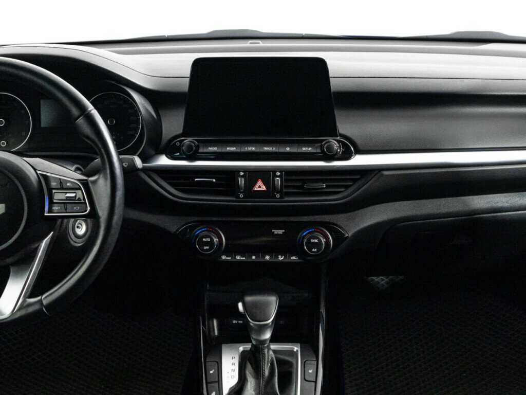 Kia Cerato, 2022 Фото №14