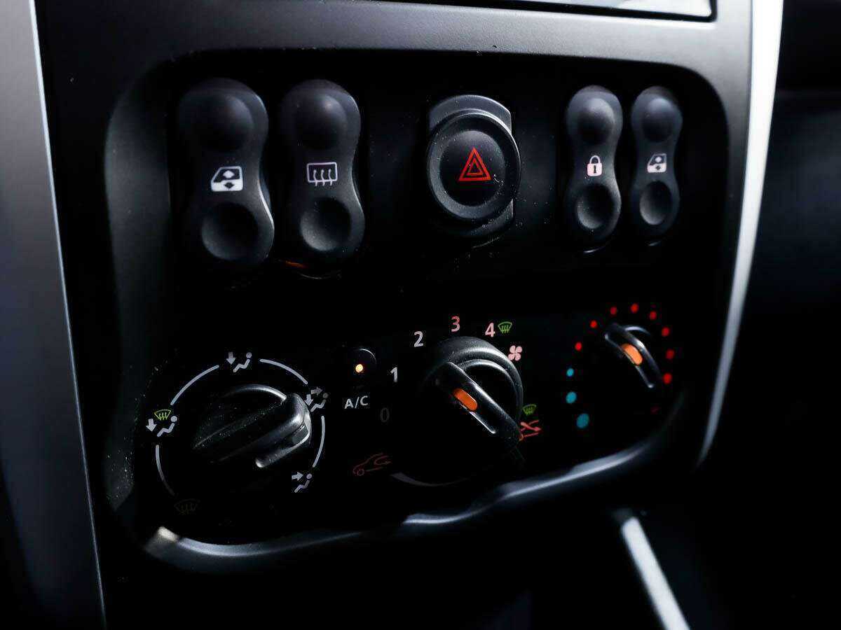 Nissan Almera, 2017 Фото №13