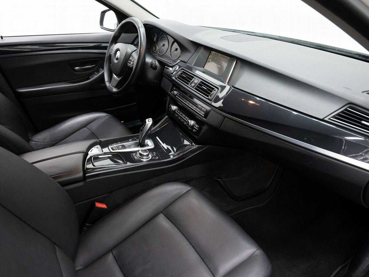 BMW 5 серии 528i xDrive, 2013 Фото №13
