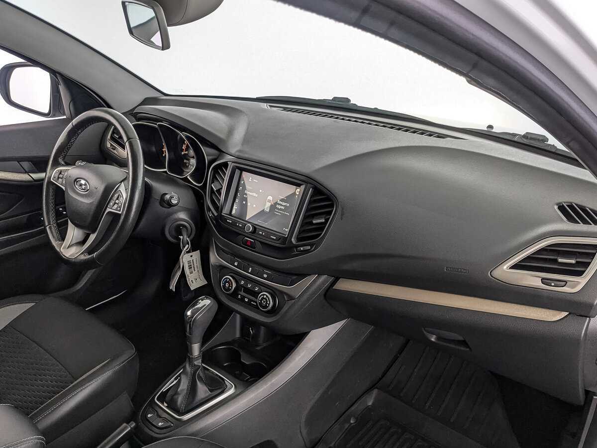 Lada (ВАЗ) Vesta SW, 2021 Фото №9