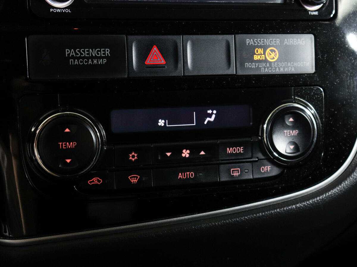 Mitsubishi Outlander, 2016 Фото №18