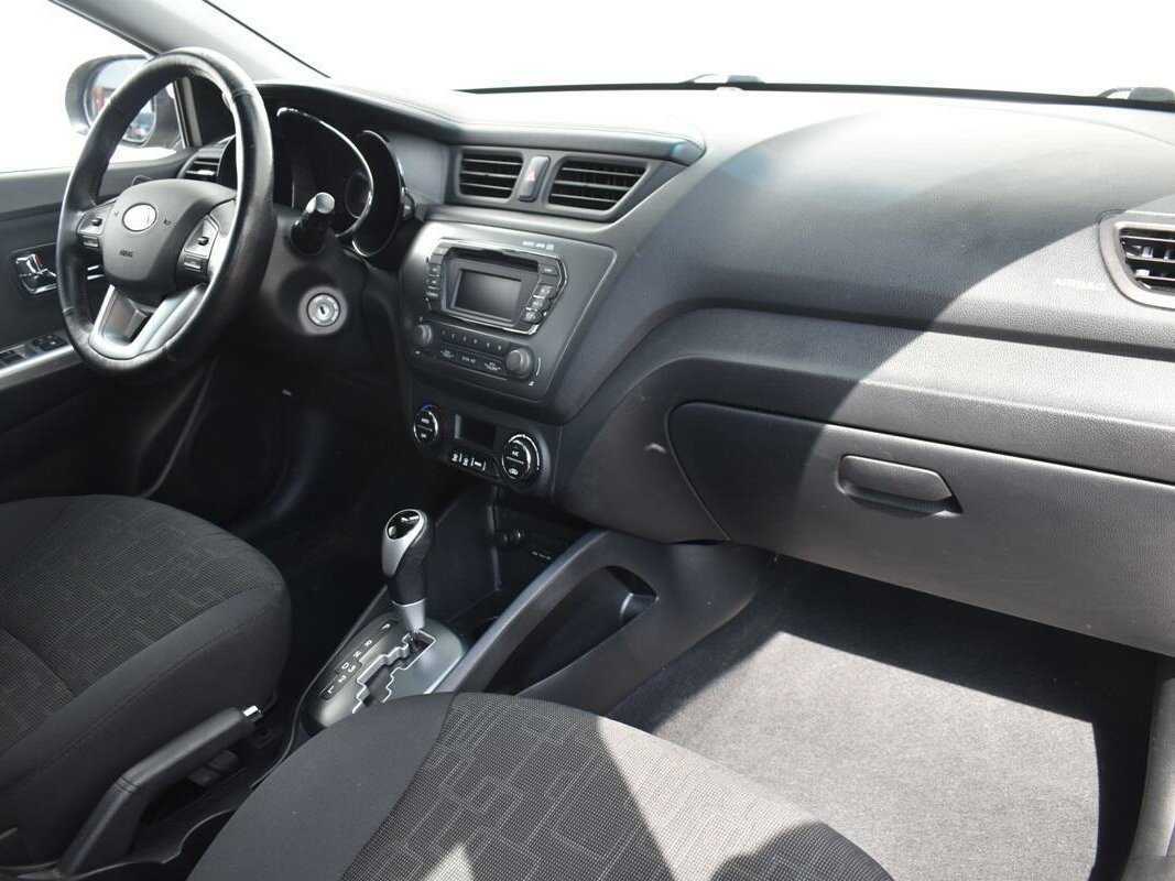 Kia Rio 4-speed, 2012 Фото №7