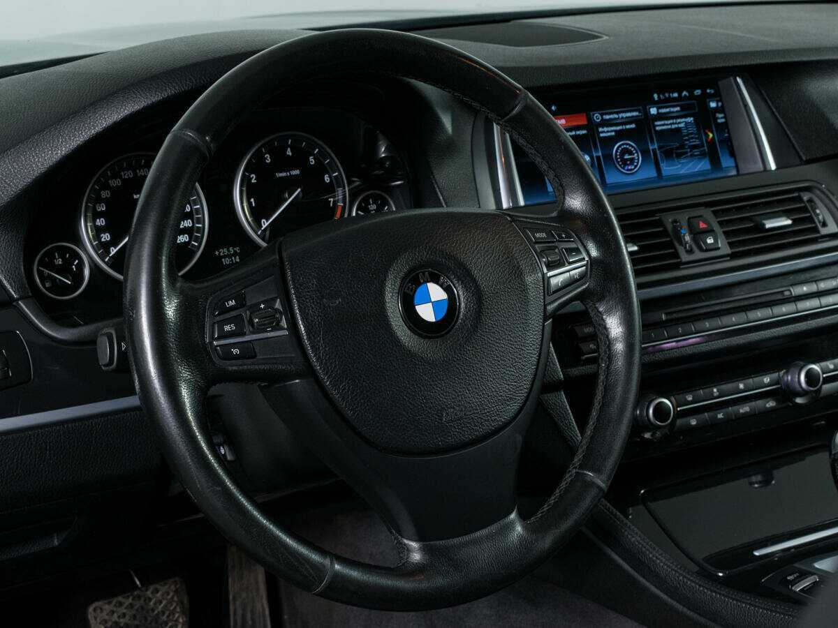 BMW 5 серии 520i, 2013 Фото №14