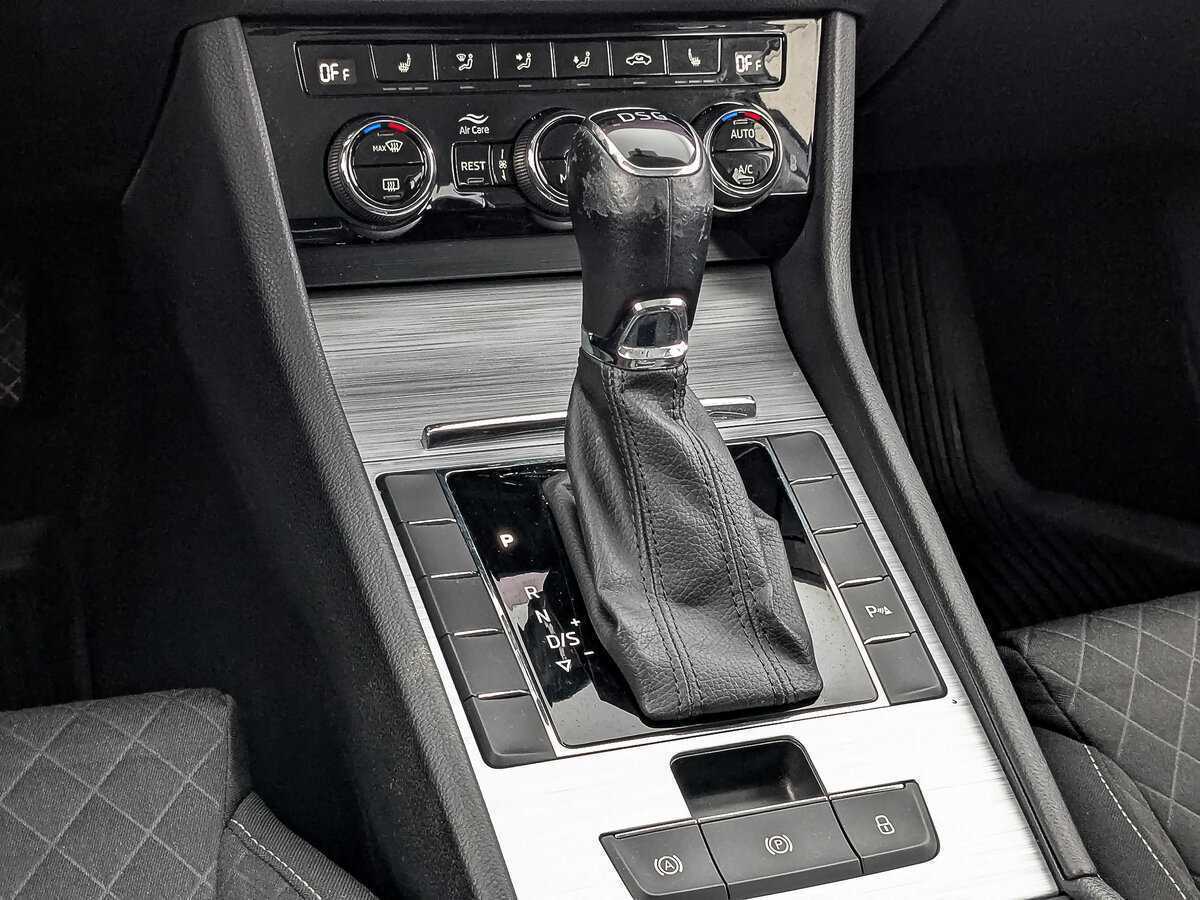 Skoda Superb, 2021 Фото №23