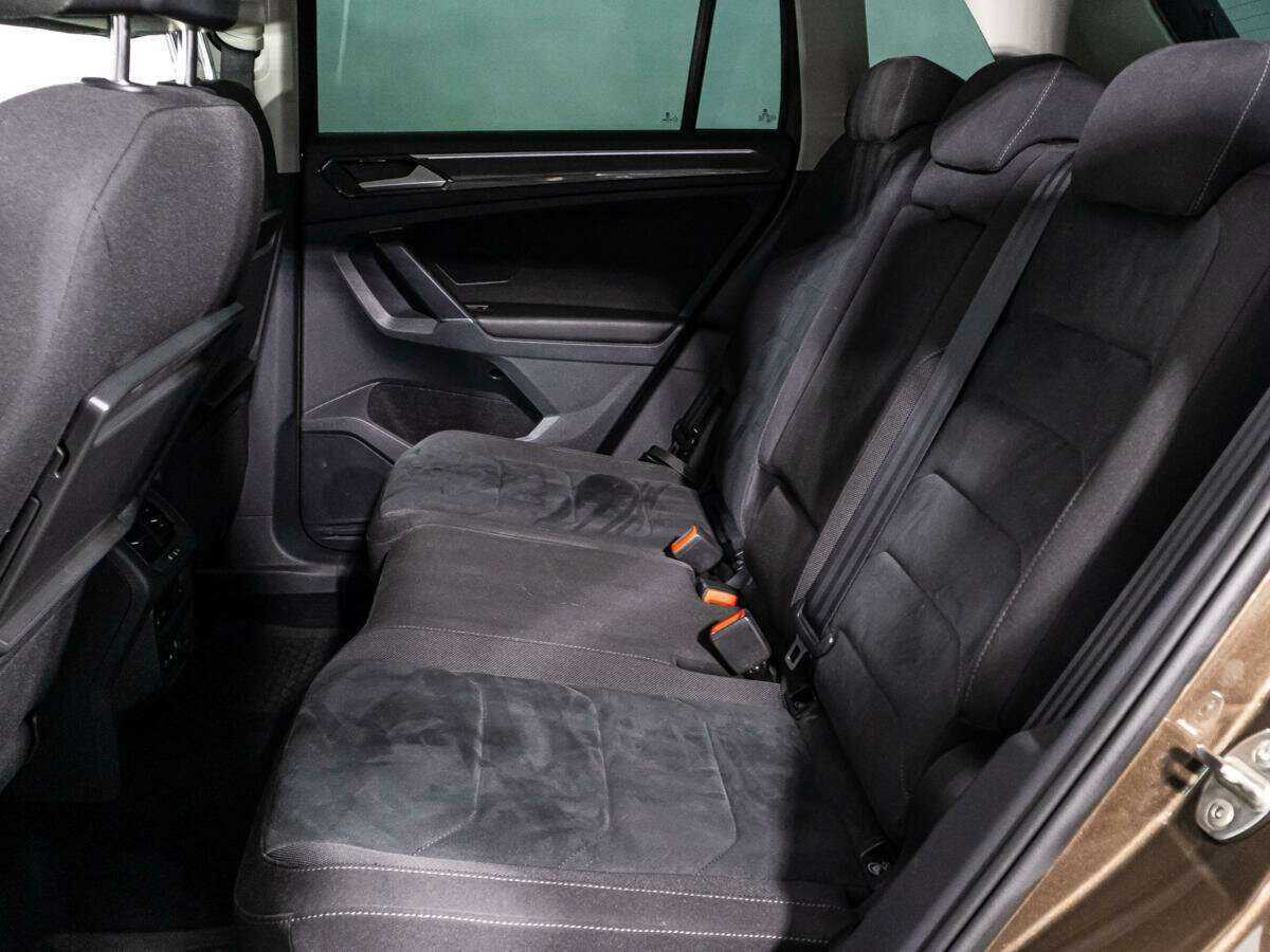 Volkswagen Tiguan, 2018 Фото №10