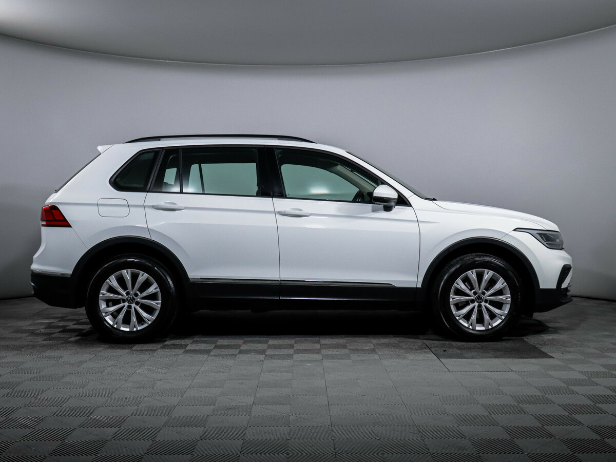 Volkswagen Tiguan II Рестайлинг, 2020 Фото №4