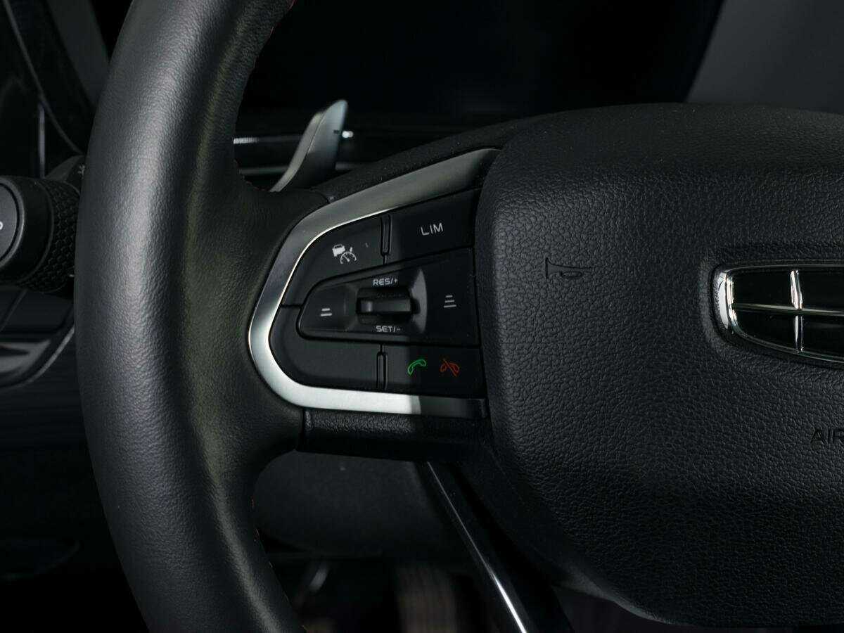 Geely Tugella, 2022 Фото №13