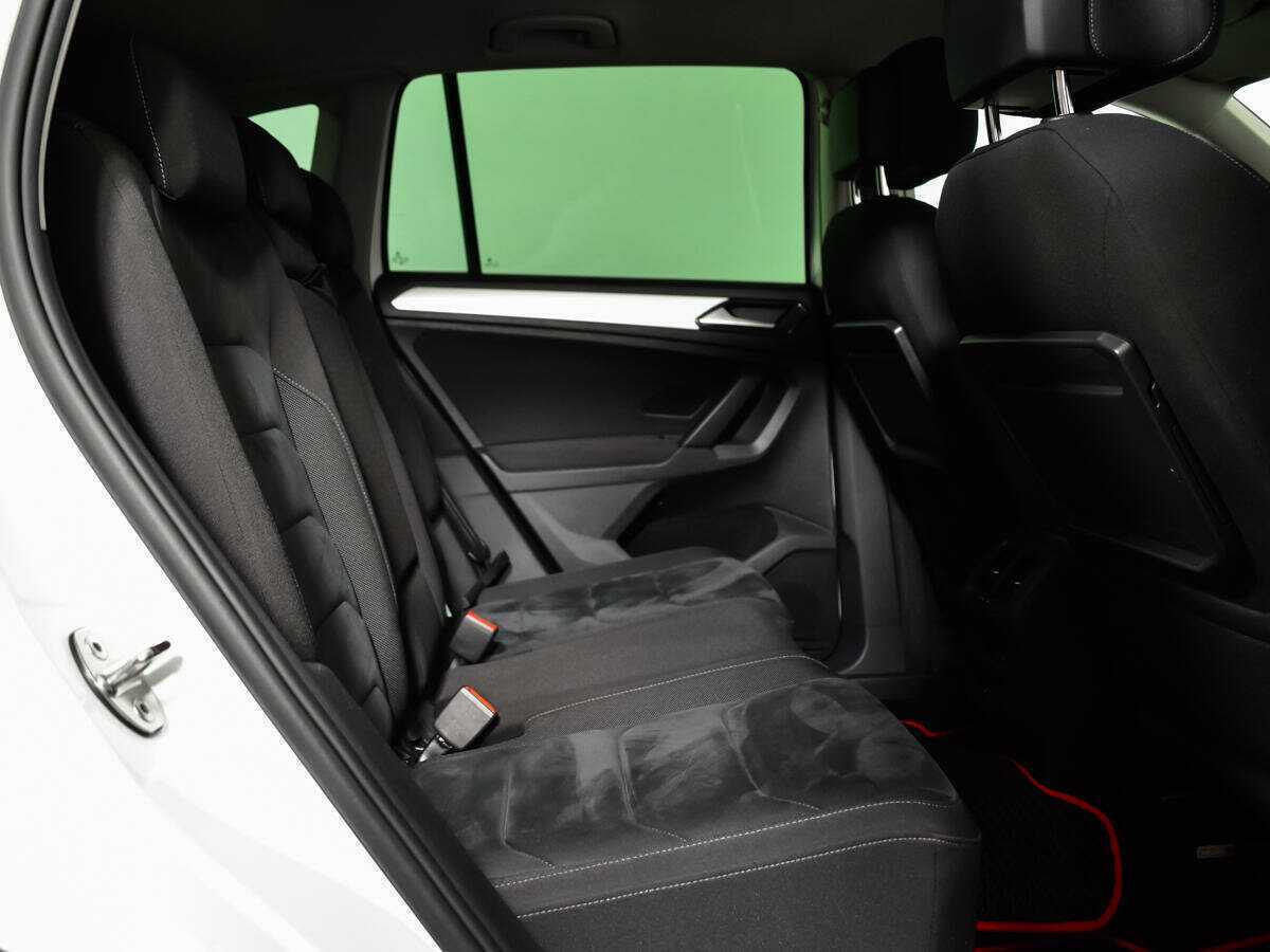 Volkswagen Tiguan, 2018 Фото №10