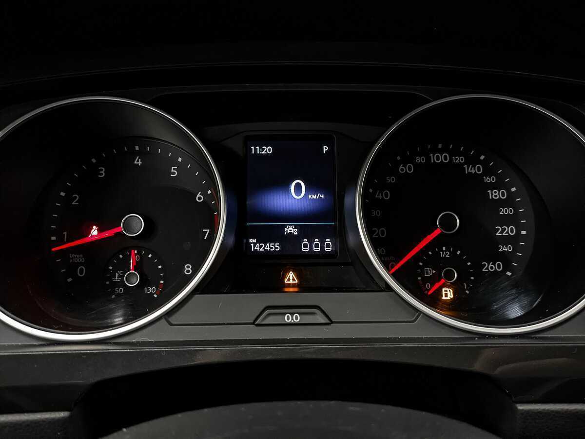 Volkswagen Tiguan, 2021 Фото №16