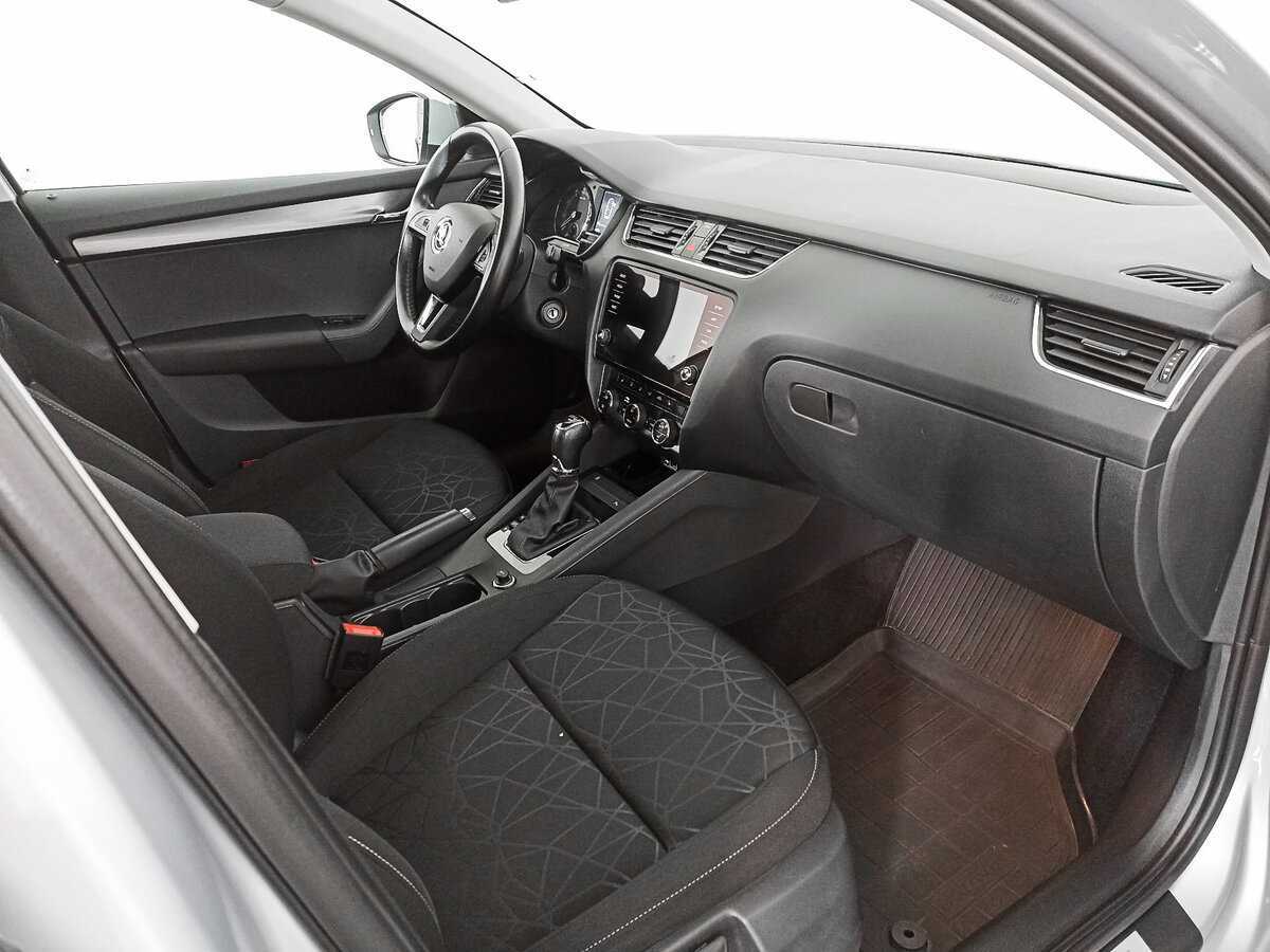 Skoda Octavia, 2018 Фото №9