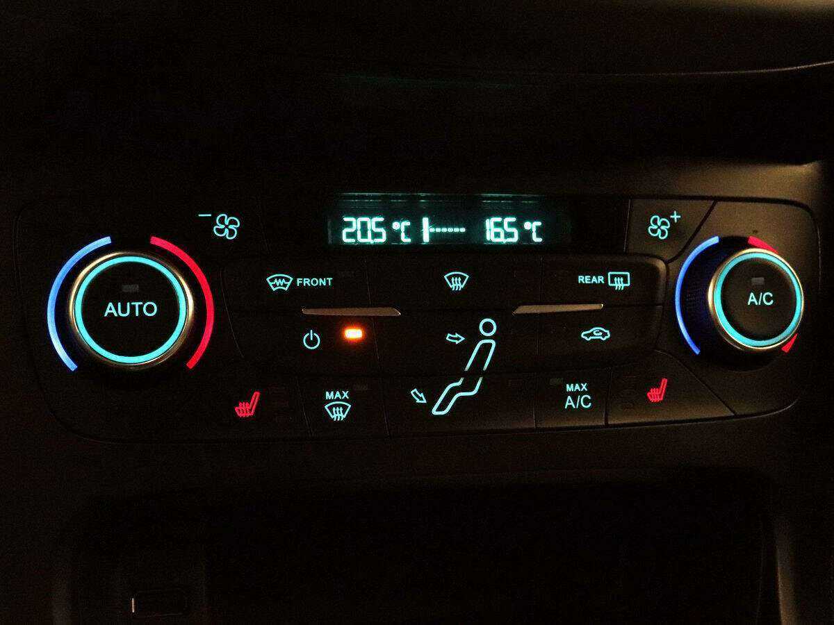 Ford Focus, 2017 Фото №17