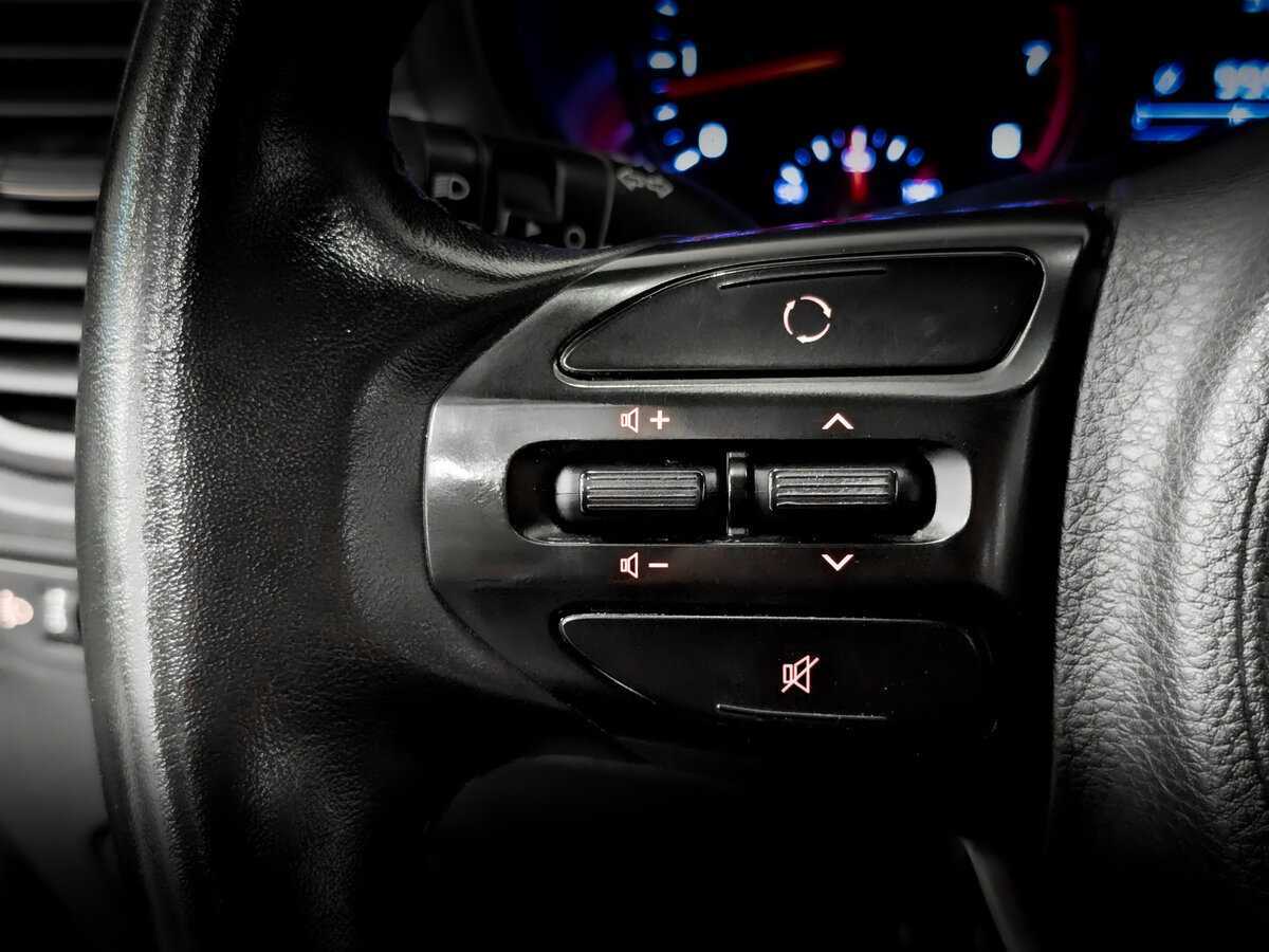 Kia Rio X-Line, 2020 Фото №26