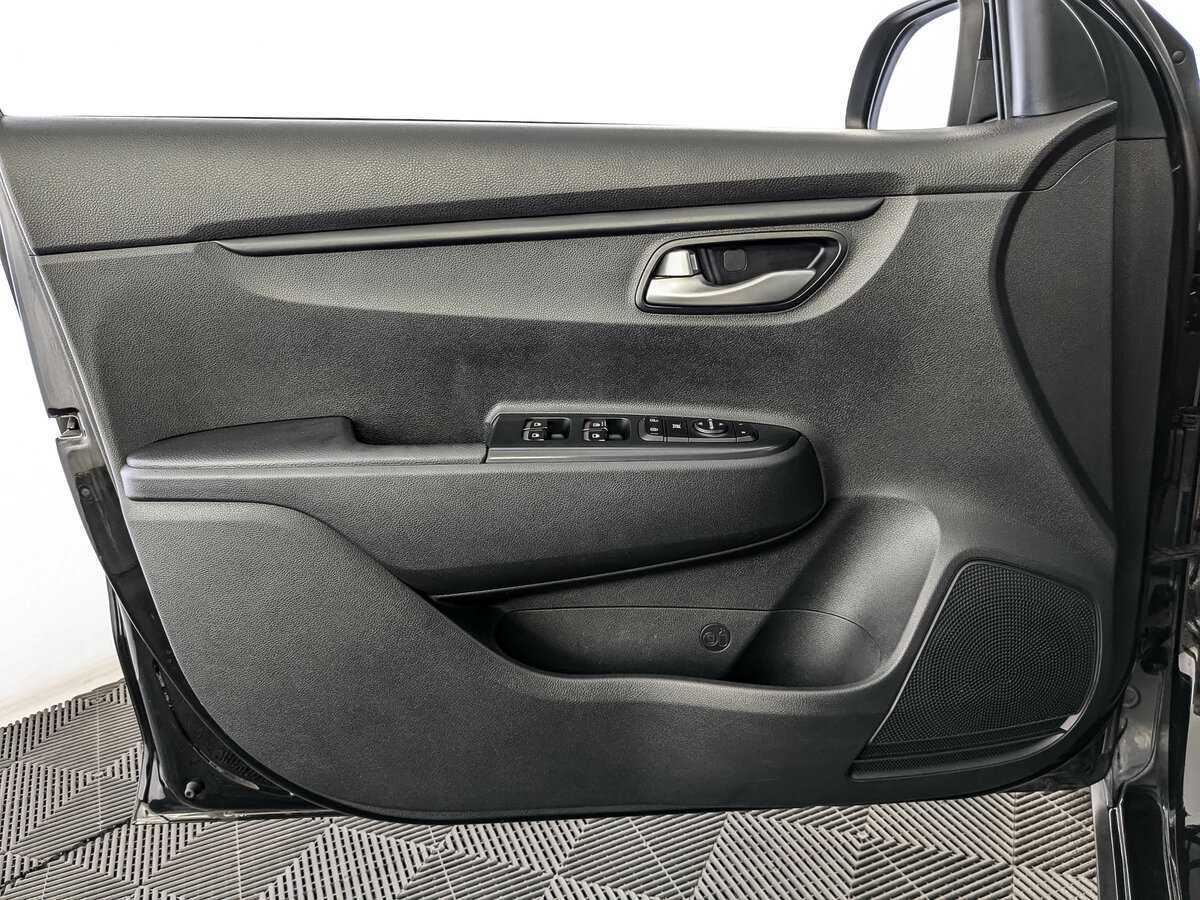 Kia Rio X-Line, 2018 Фото №15