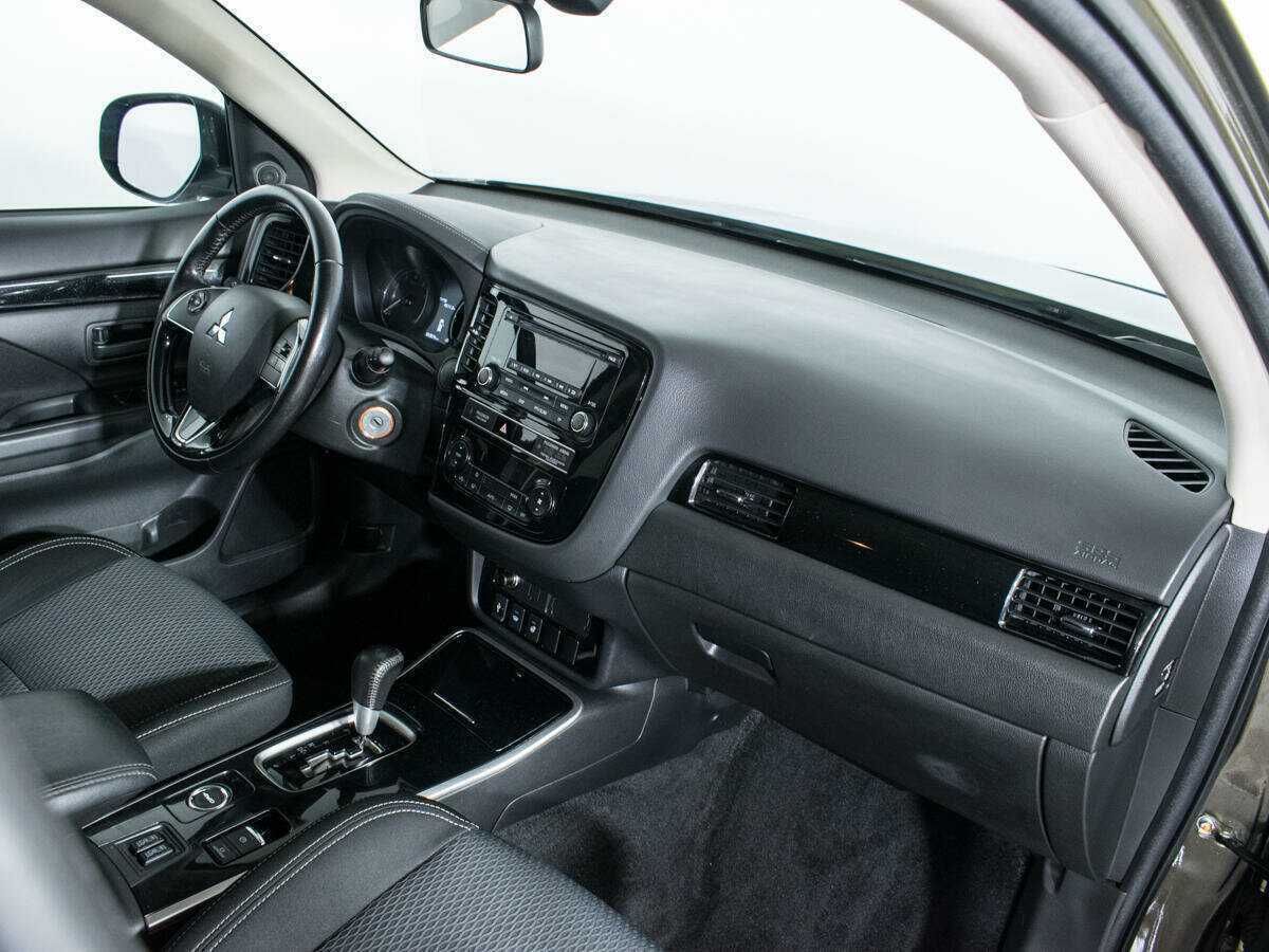 Mitsubishi Outlander, 2019 Фото №9