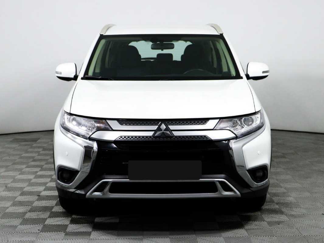 Mitsubishi Outlander, 2021 Фото №2