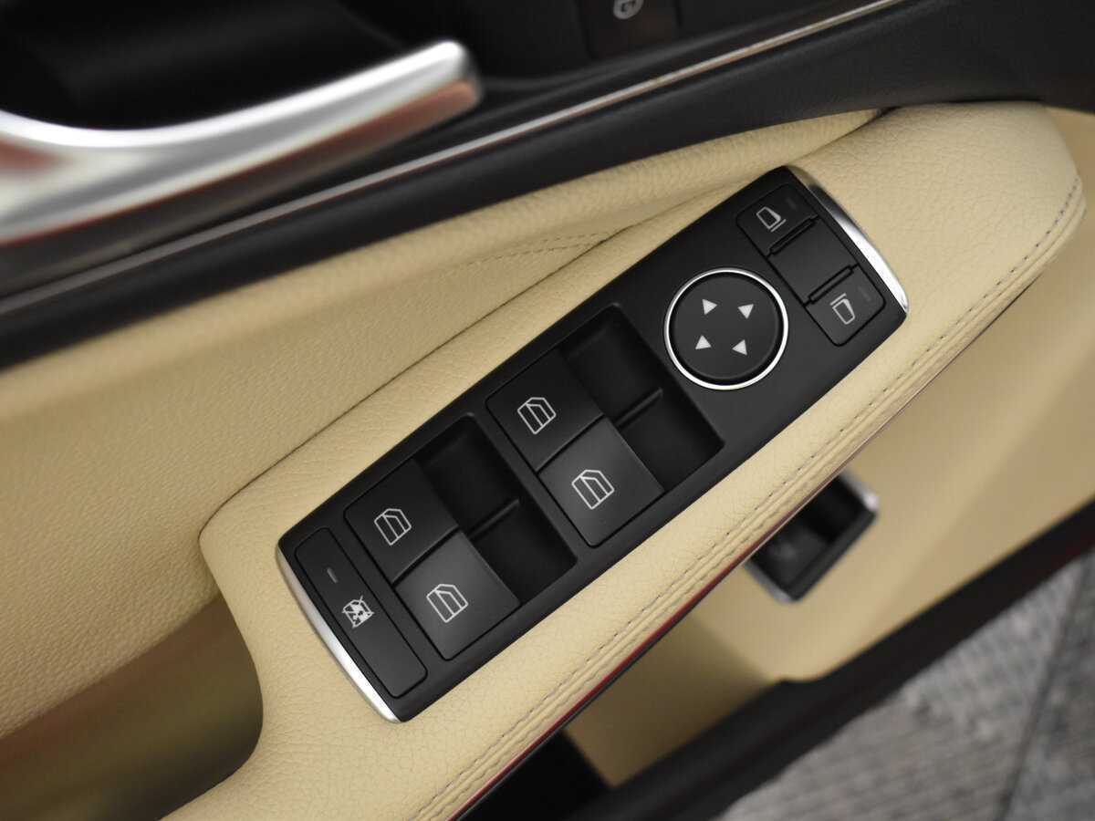 Mercedes-Benz CLA 200, 2013 Фото №7